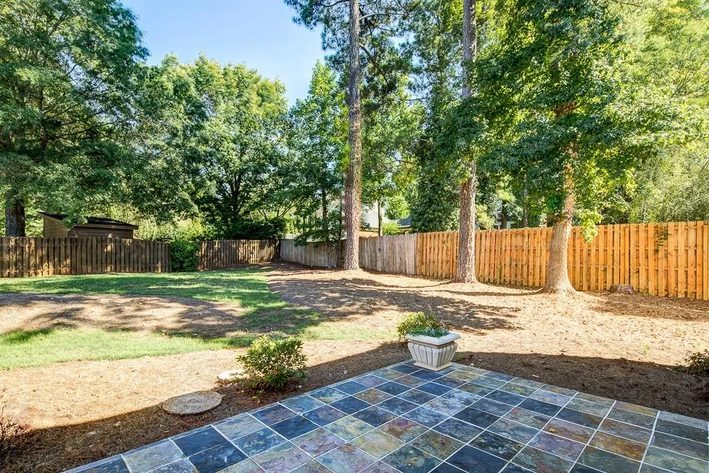 425 Breakwater Ridge, Atlanta, Georgia 30328, 6 Bedrooms Bedrooms, ,5 BathroomsBathrooms,Residential,Sold,425 Breakwater Ridge,5756930