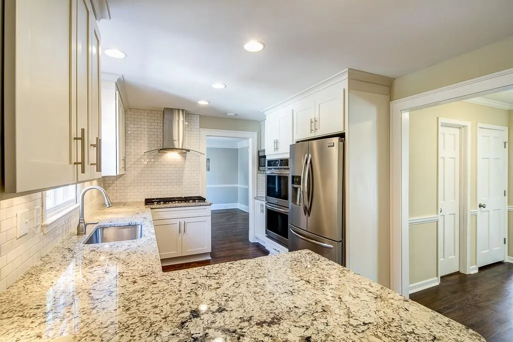 425 Breakwater Ridge, Atlanta, Georgia 30328, 6 Bedrooms Bedrooms, ,5 BathroomsBathrooms,Residential,Sold,425 Breakwater Ridge,5756930