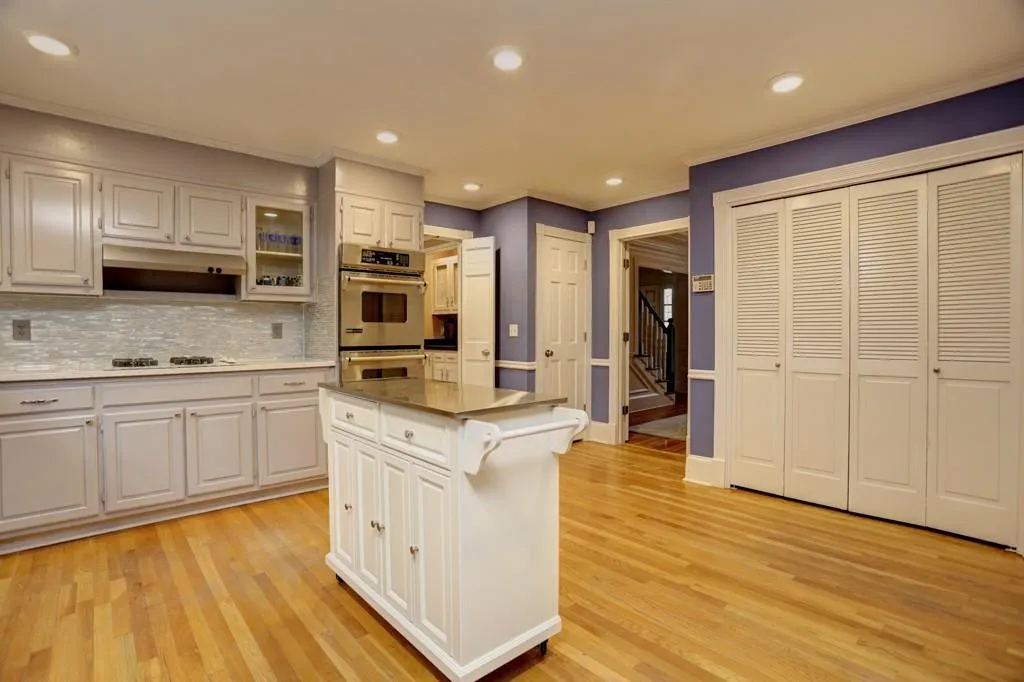 2665 Spalding Drive, Sandy Springs, Georgia 30350, 6 Bedrooms Bedrooms, ,4 BathroomsBathrooms,Residential,Sold,2665 Spalding Drive,5907838