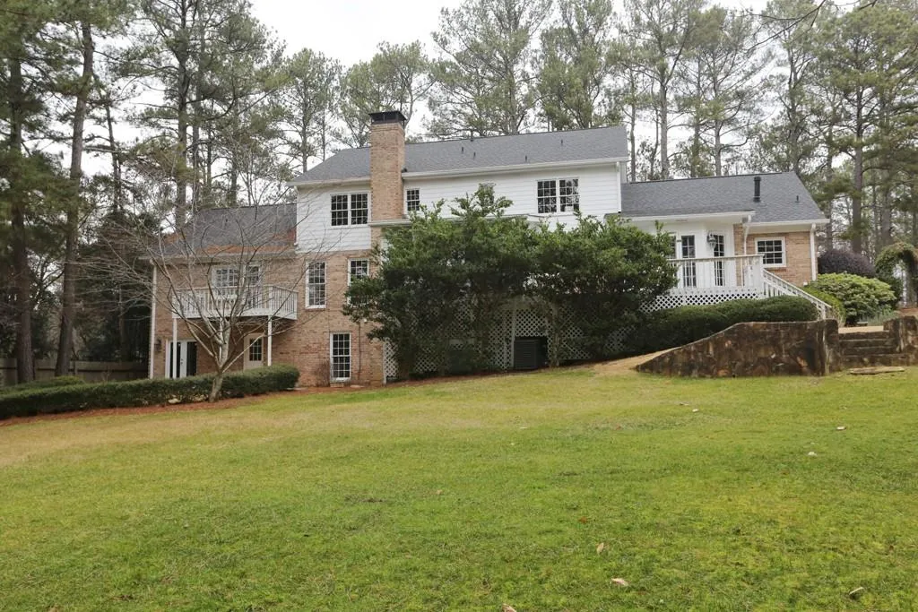 2665 Spalding Drive, Sandy Springs, Georgia 30350, 6 Bedrooms Bedrooms, ,4 BathroomsBathrooms,Residential,Sold,2665 Spalding Drive,5907838