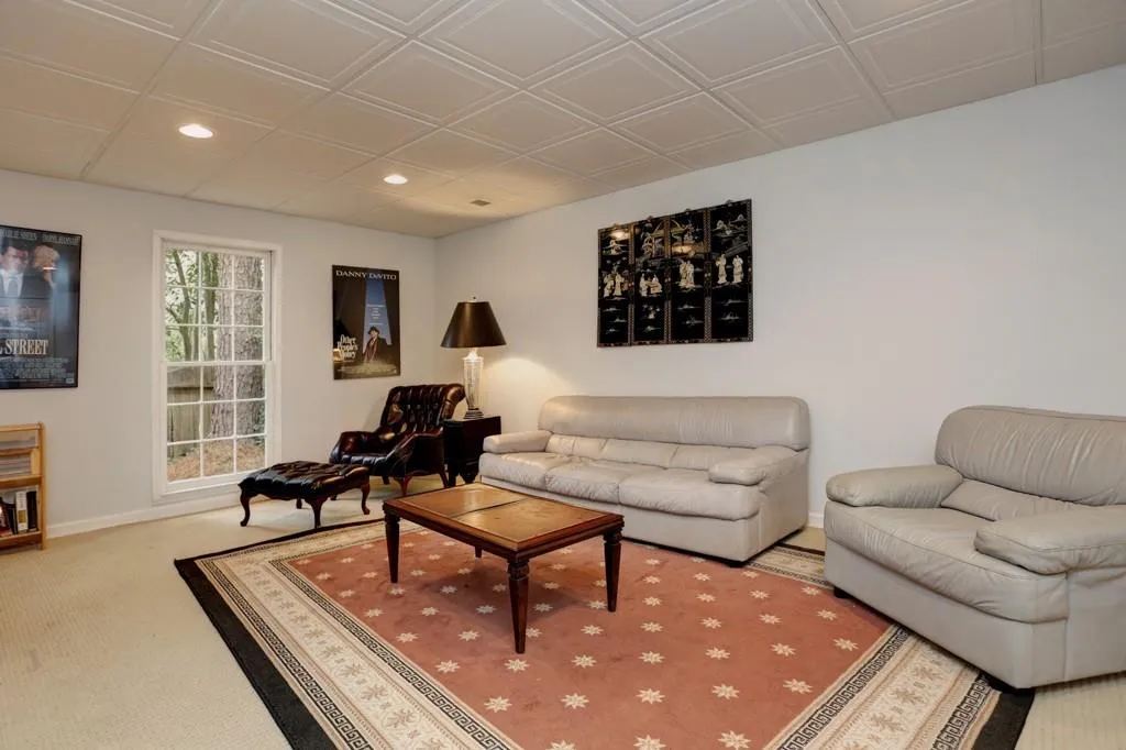 2665 Spalding Drive, Sandy Springs, Georgia 30350, 6 Bedrooms Bedrooms, ,4 BathroomsBathrooms,Residential,Sold,2665 Spalding Drive,5907838