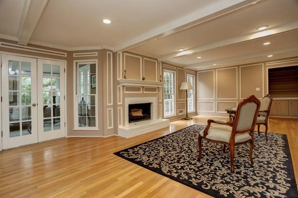 2665 Spalding Drive, Sandy Springs, Georgia 30350, 6 Bedrooms Bedrooms, ,4 BathroomsBathrooms,Residential,Sold,2665 Spalding Drive,5907838