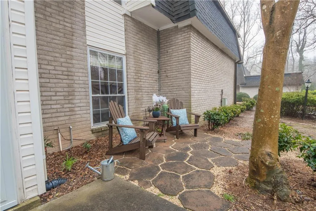 5605 Chemin De Vie, Atlanta, Georgia 30342, 2 Bedrooms Bedrooms, ,2 BathroomsBathrooms,Residential,Sold,5605 Chemin De Vie,6509473 5605 Chemin De Vie, Atlanta, Georgia 30342, 2 Bedrooms Bedrooms, ,2 BathroomsBathrooms,Residential,Sold,5605 Chemin De Vie,6509473