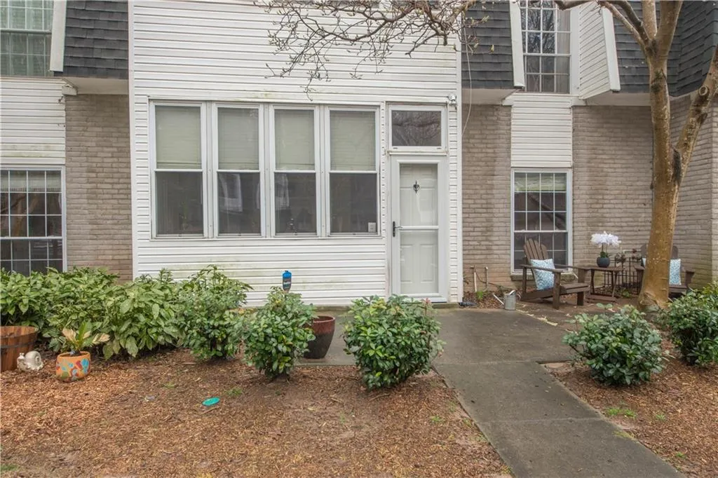 5605 Chemin De Vie, Atlanta, Georgia 30342, 2 Bedrooms Bedrooms, ,2 BathroomsBathrooms,Residential,Sold,5605 Chemin De Vie,6509473 5605 Chemin De Vie, Atlanta, Georgia 30342, 2 Bedrooms Bedrooms, ,2 BathroomsBathrooms,Residential,Sold,5605 Chemin De Vie,6509473