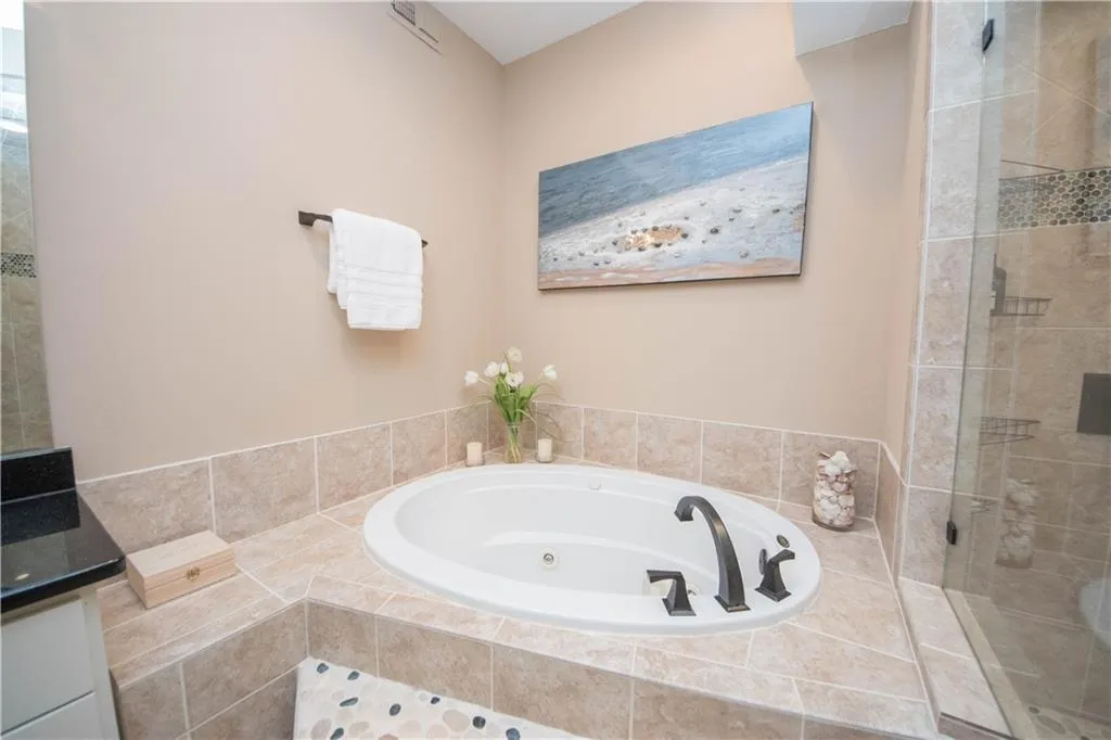 5605 Chemin De Vie, Atlanta, Georgia 30342, 2 Bedrooms Bedrooms, ,2 BathroomsBathrooms,Residential,Sold,5605 Chemin De Vie,6509473 5605 Chemin De Vie, Atlanta, Georgia 30342, 2 Bedrooms Bedrooms, ,2 BathroomsBathrooms,Residential,Sold,5605 Chemin De Vie,6509473