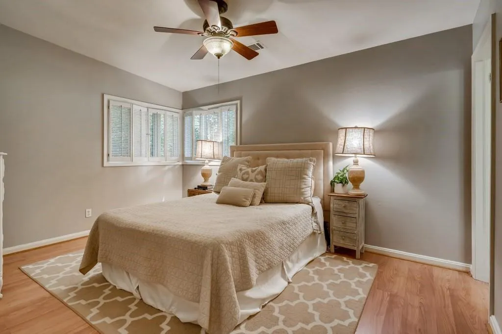 420 Carolwood Lane, Atlanta, Georgia 30342, 3 Bedrooms Bedrooms, ,2 BathroomsBathrooms,Residential,Sold,420 Carolwood Lane,6941710