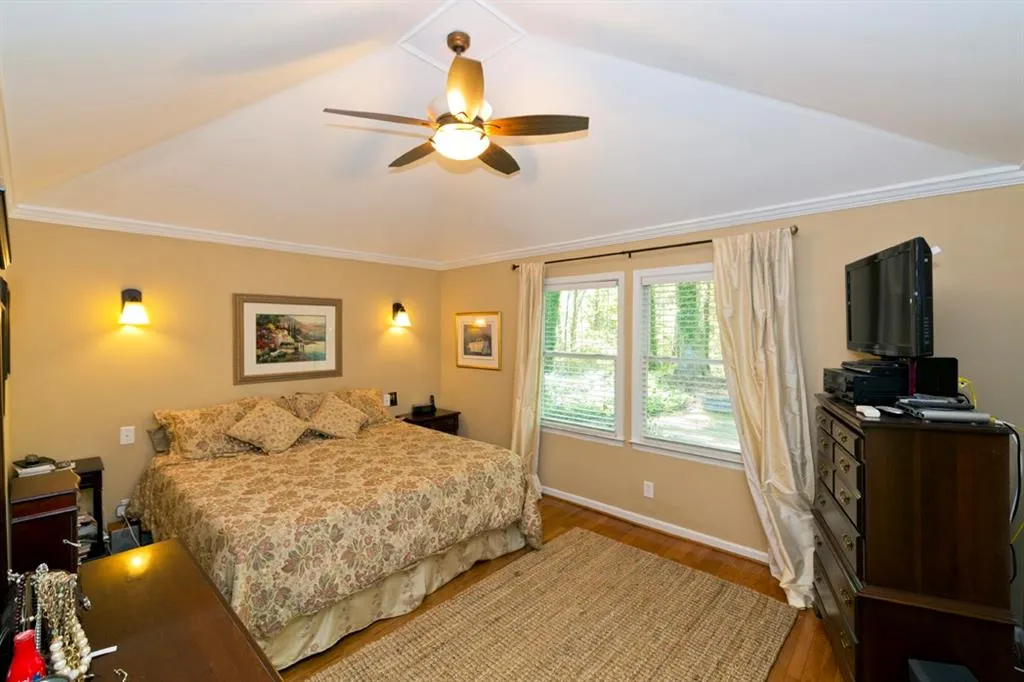 820 Overhill Court, Sandy Springs, Georgia 30328, 4 Bedrooms Bedrooms, ,4 BathroomsBathrooms,Residential,Sold,820 Overhill Court,5678814