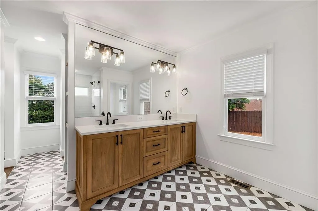 2317 Melante Drive Ne, Atlanta, Georgia 30324, 3 Bedrooms Bedrooms, ,2 BathroomsBathrooms,Residential,For Sale,2317 Melante Drive Ne,7676746