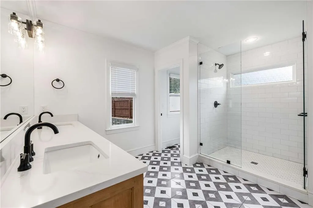 2317 Melante Drive Ne, Atlanta, Georgia 30324, 3 Bedrooms Bedrooms, ,2 BathroomsBathrooms,Residential,For Sale,2317 Melante Drive Ne,7676746