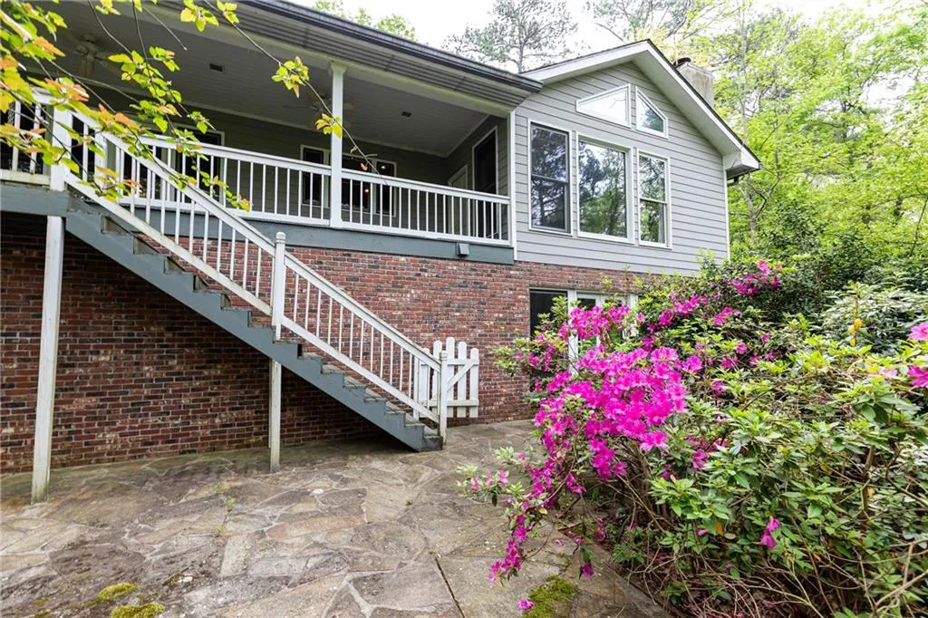 4950 Riverview Road, Sandy Springs, Georgia 30327, 4 Bedrooms Bedrooms, ,5 BathroomsBathrooms,Land,Sold,4950 Riverview Road,6728249