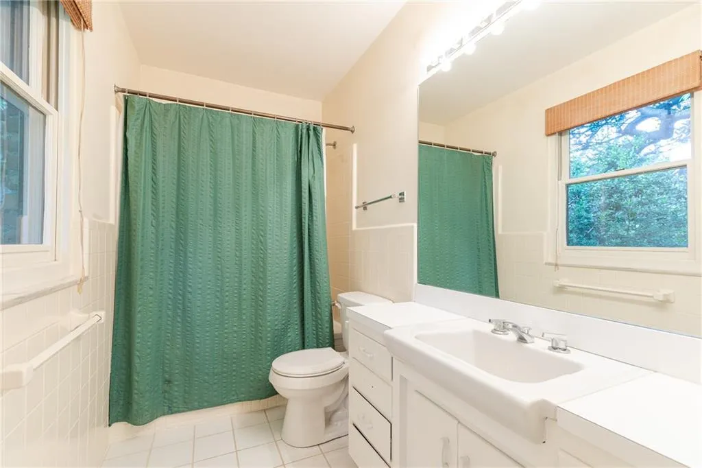 4950 Riverview Road, Sandy Springs, Georgia 30327, 4 Bedrooms Bedrooms, ,5 BathroomsBathrooms,Land,Sold,4950 Riverview Road,6728249