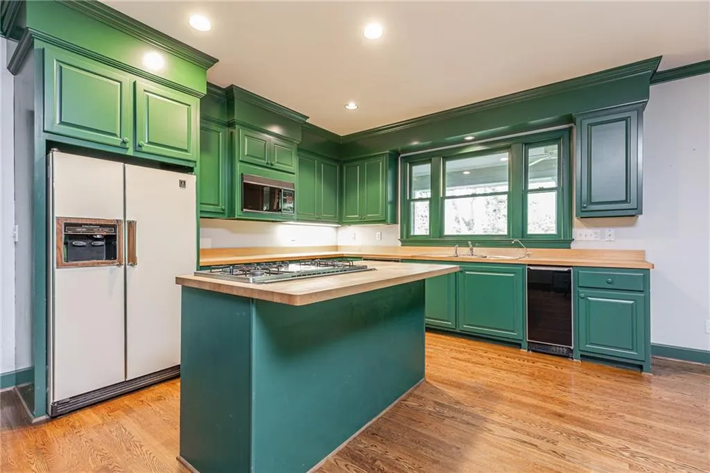 4950 Riverview Road, Sandy Springs, Georgia 30327, 4 Bedrooms Bedrooms, ,5 BathroomsBathrooms,Land,Sold,4950 Riverview Road,6728249