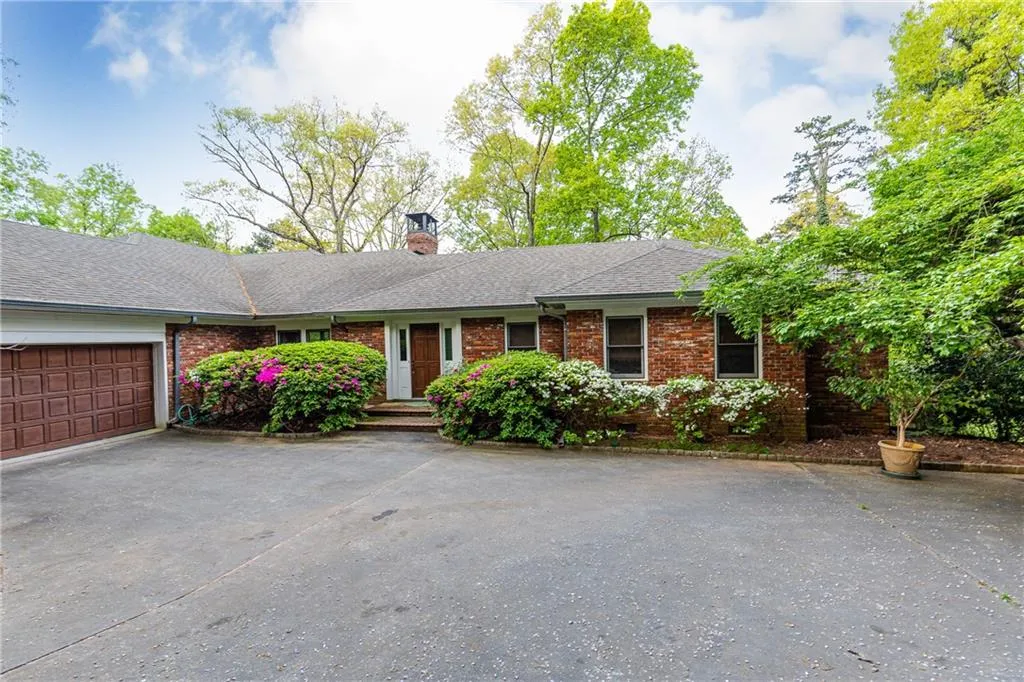4950 Riverview Road, Sandy Springs, Georgia 30327, 4 Bedrooms Bedrooms, ,5 BathroomsBathrooms,Land,Sold,4950 Riverview Road,6728249
