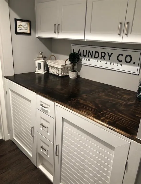 75 Dunwoody Springs Drive, Atlanta, Georgia 30328, 2 Bedrooms Bedrooms, ,2 BathroomsBathrooms,Residential,Sold,75 Dunwoody Springs Drive,6795136