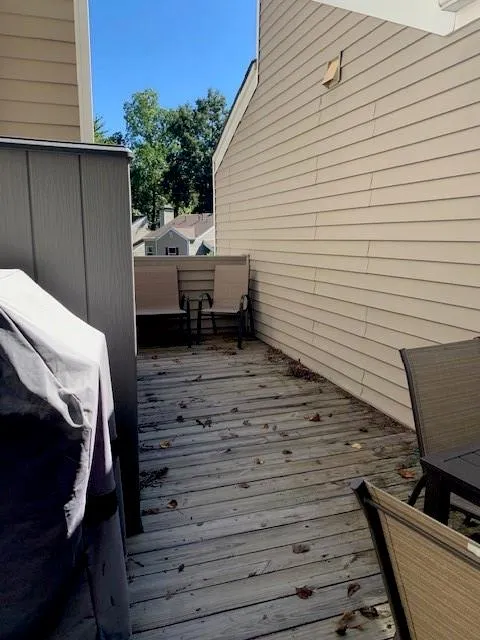 75 Dunwoody Springs Drive, Atlanta, Georgia 30328, 2 Bedrooms Bedrooms, ,2 BathroomsBathrooms,Residential,Sold,75 Dunwoody Springs Drive,6795136