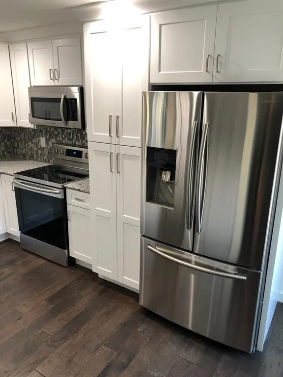 75 Dunwoody Springs Drive, Atlanta, Georgia 30328, 2 Bedrooms Bedrooms, ,2 BathroomsBathrooms,Residential,Sold,75 Dunwoody Springs Drive,6795136