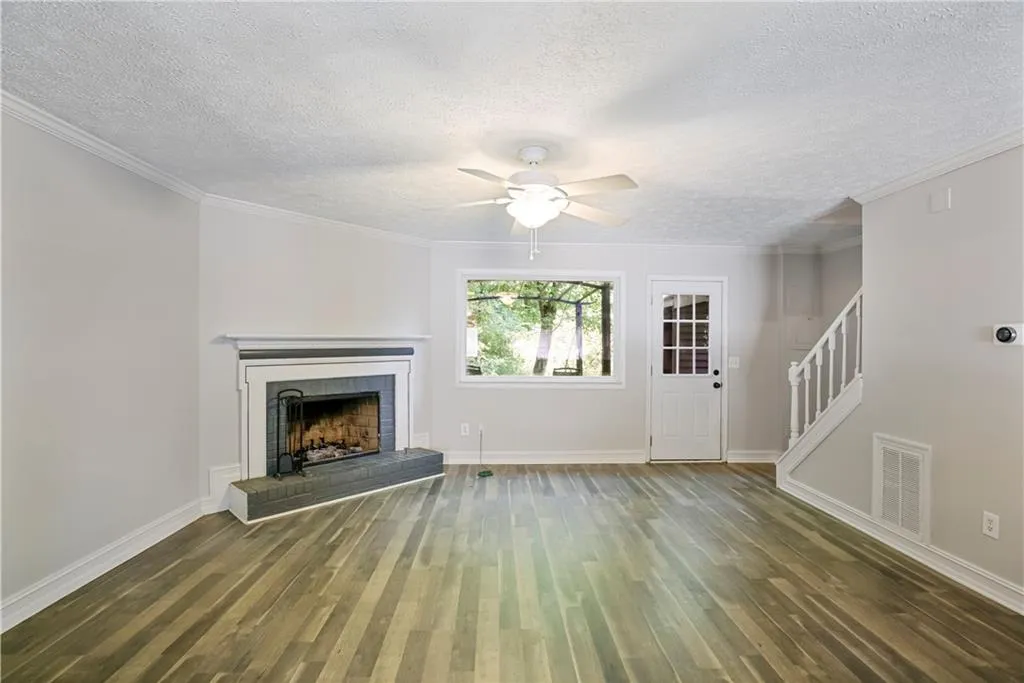 8846 Long Beach Circle, Sandy Springs, Georgia 30350, 2 Bedrooms Bedrooms, ,1 BathroomBathrooms,Residential,Sold,8846 Long Beach Circle,7243938