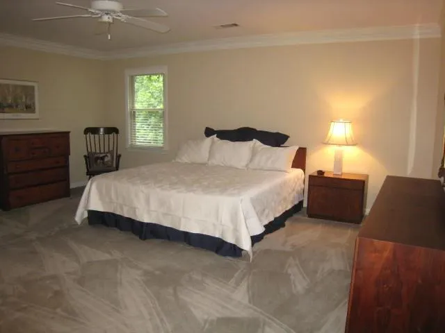 7275 Chattahoochee Bluff Drive, Sandy Springs, Georgia 30350, 4 Bedrooms Bedrooms, ,3 BathroomsBathrooms,Residential,Sold,7275 Chattahoochee Bluff Drive,6024021
