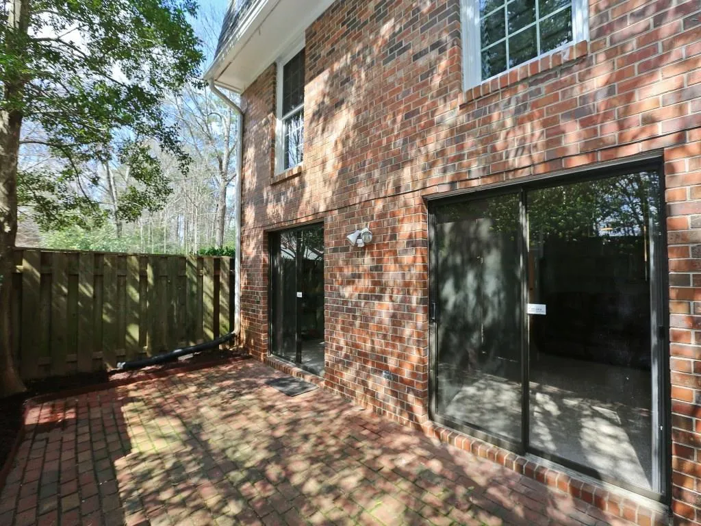 445 The North Chace Unit 445, Sandy Springs, Georgia 30328, 3 Bedrooms Bedrooms, ,3 BathroomsBathrooms,Residential,Sold,445 The North Chace Unit 445,5657745