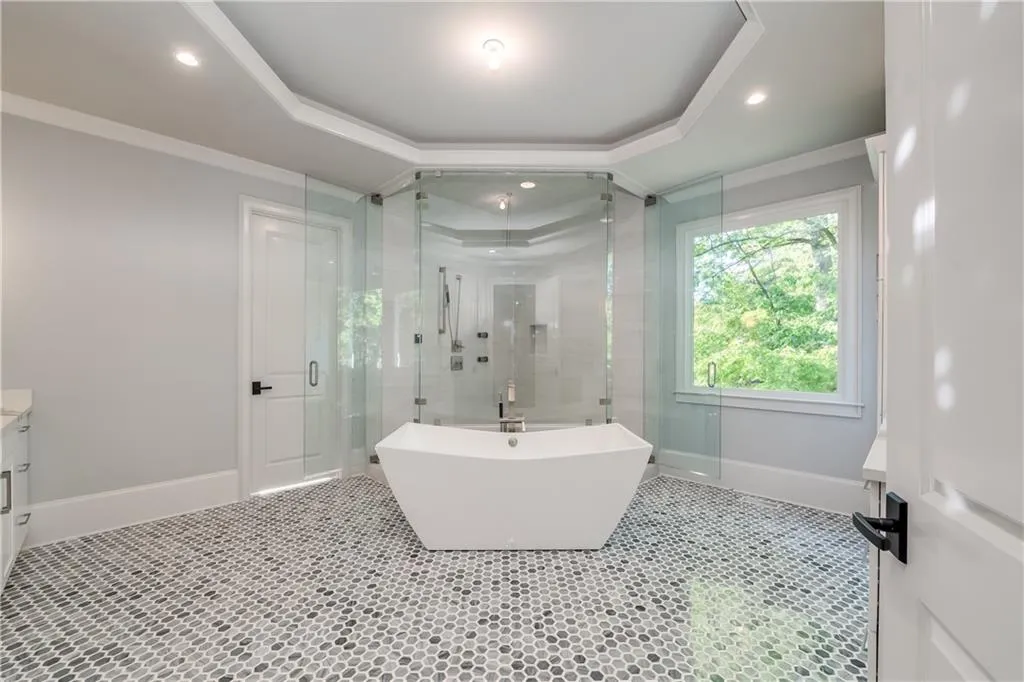345 Kelson Drive, Sandy Springs, Georgia 30327, 5 Bedrooms Bedrooms, ,6 BathroomsBathrooms,Residential,Sold,345 Kelson Drive,6077627
