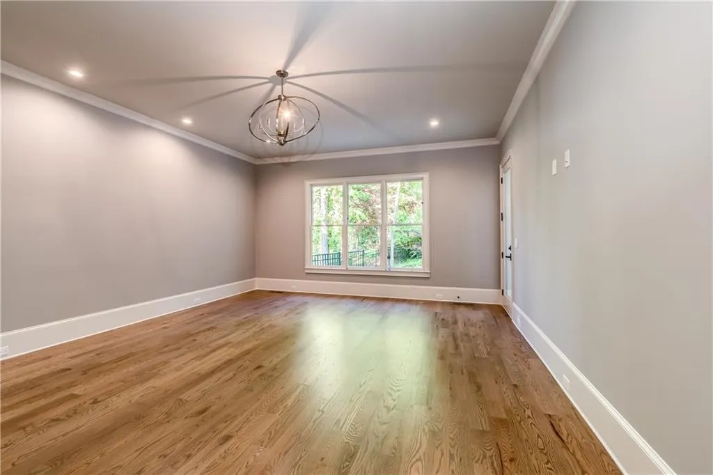 345 Kelson Drive, Sandy Springs, Georgia 30327, 5 Bedrooms Bedrooms, ,6 BathroomsBathrooms,Residential,Sold,345 Kelson Drive,6077627