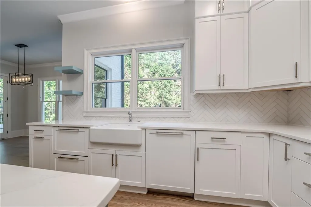 345 Kelson Drive, Sandy Springs, Georgia 30327, 5 Bedrooms Bedrooms, ,6 BathroomsBathrooms,Residential,Sold,345 Kelson Drive,6077627