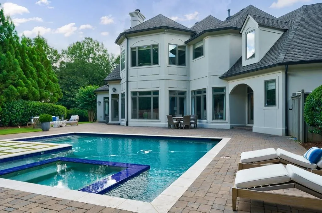 5650 Cross Gate Drive, Sandy Springs, Georgia 30327, 5 Bedrooms Bedrooms, ,5 BathroomsBathrooms,Residential,Sold,5650 Cross Gate Drive,7089156