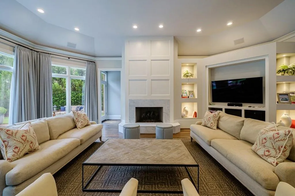 5650 Cross Gate Drive, Sandy Springs, Georgia 30327, 5 Bedrooms Bedrooms, ,5 BathroomsBathrooms,Residential,Sold,5650 Cross Gate Drive,7089156