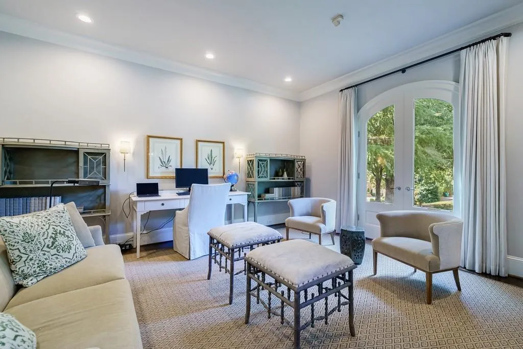 5650 Cross Gate Drive, Sandy Springs, Georgia 30327, 5 Bedrooms Bedrooms, ,5 BathroomsBathrooms,Residential,Sold,5650 Cross Gate Drive,7089156