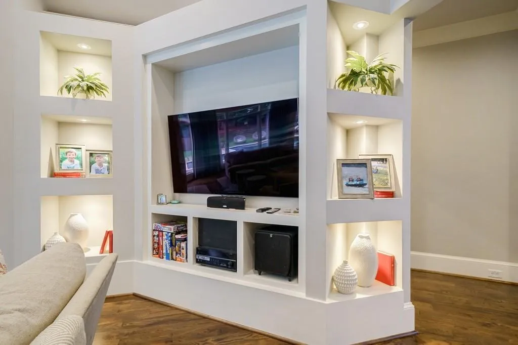 5650 Cross Gate Drive, Sandy Springs, Georgia 30327, 5 Bedrooms Bedrooms, ,5 BathroomsBathrooms,Residential,Sold,5650 Cross Gate Drive,7089156