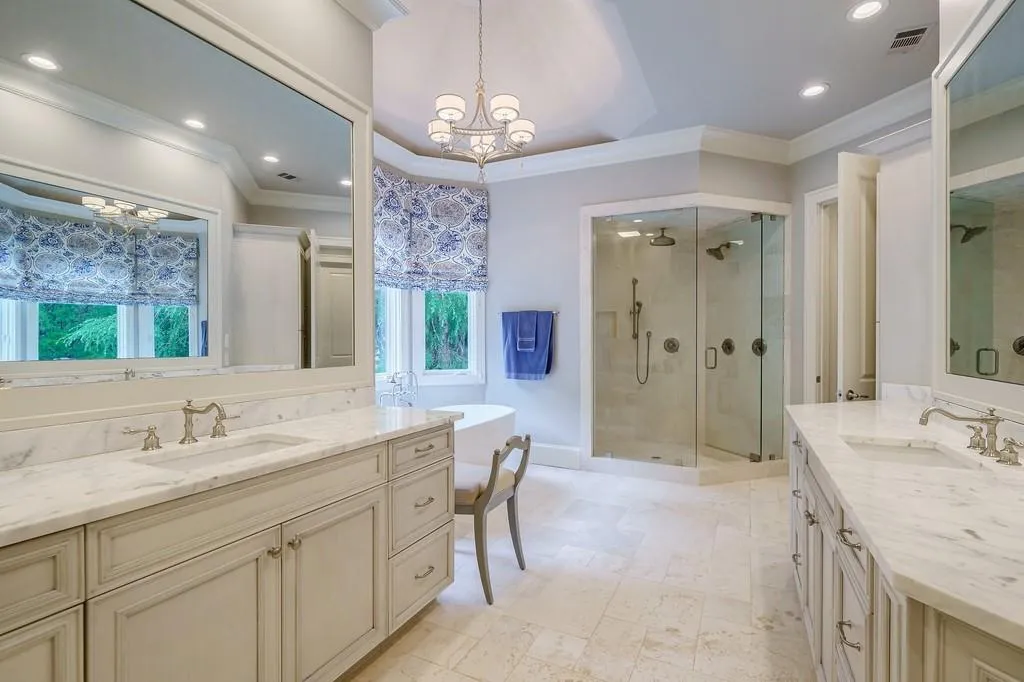 5650 Cross Gate Drive, Sandy Springs, Georgia 30327, 5 Bedrooms Bedrooms, ,5 BathroomsBathrooms,Residential,Sold,5650 Cross Gate Drive,7089156