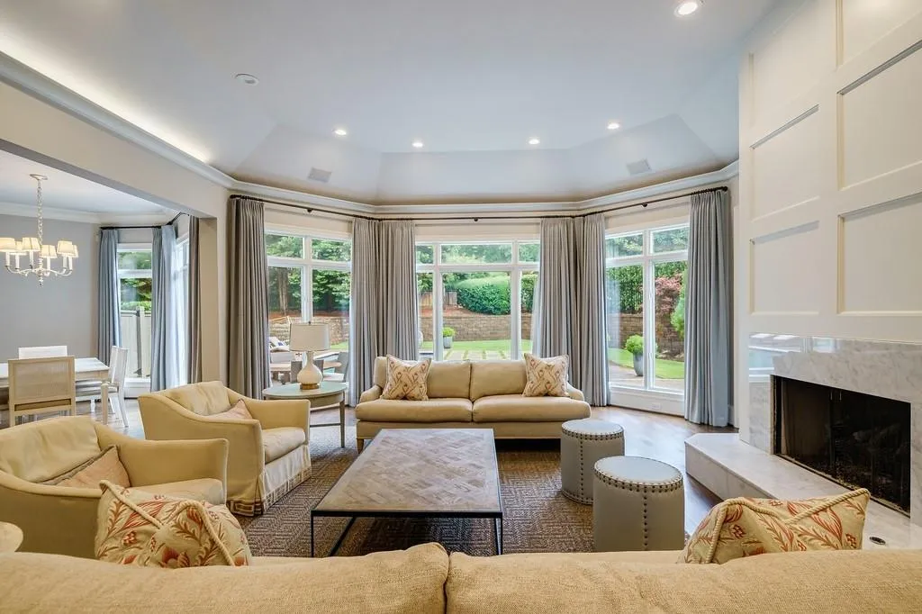 5650 Cross Gate Drive, Sandy Springs, Georgia 30327, 5 Bedrooms Bedrooms, ,5 BathroomsBathrooms,Residential,Sold,5650 Cross Gate Drive,7089156