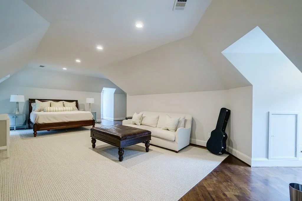 5650 Cross Gate Drive, Sandy Springs, Georgia 30327, 5 Bedrooms Bedrooms, ,5 BathroomsBathrooms,Residential,Sold,5650 Cross Gate Drive,7089156