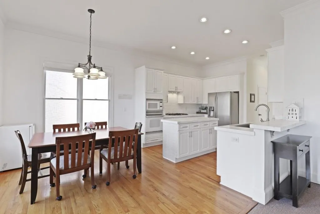 540 Pearl Cove Court, Sandy Springs, Georgia 30350, 3 Bedrooms Bedrooms, ,3 BathroomsBathrooms,Residential,Sold,540 Pearl Cove Court,6842455