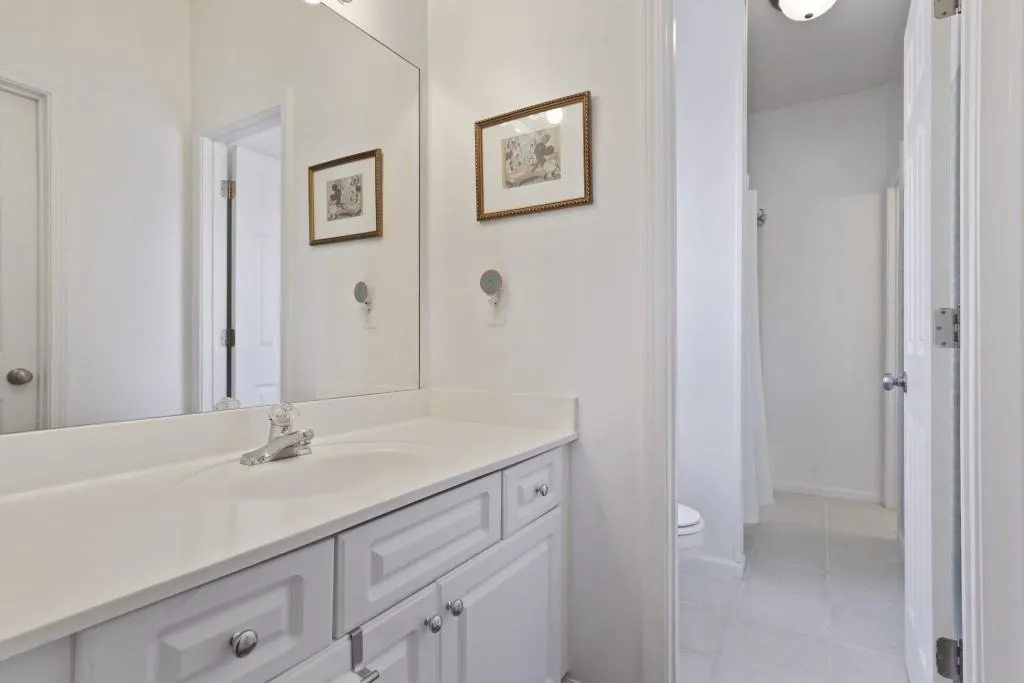 540 Pearl Cove Court, Sandy Springs, Georgia 30350, 3 Bedrooms Bedrooms, ,3 BathroomsBathrooms,Residential,Sold,540 Pearl Cove Court,6842455