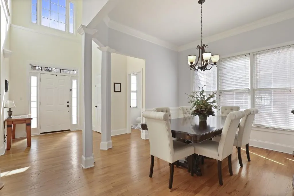540 Pearl Cove Court, Sandy Springs, Georgia 30350, 3 Bedrooms Bedrooms, ,3 BathroomsBathrooms,Residential,Sold,540 Pearl Cove Court,6842455