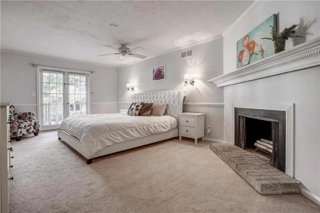 5290 Chemin De Vie, Atlanta, Georgia 30342, 3 Bedrooms Bedrooms, ,2 BathroomsBathrooms,Residential,Sold,5290 Chemin De Vie,6055274