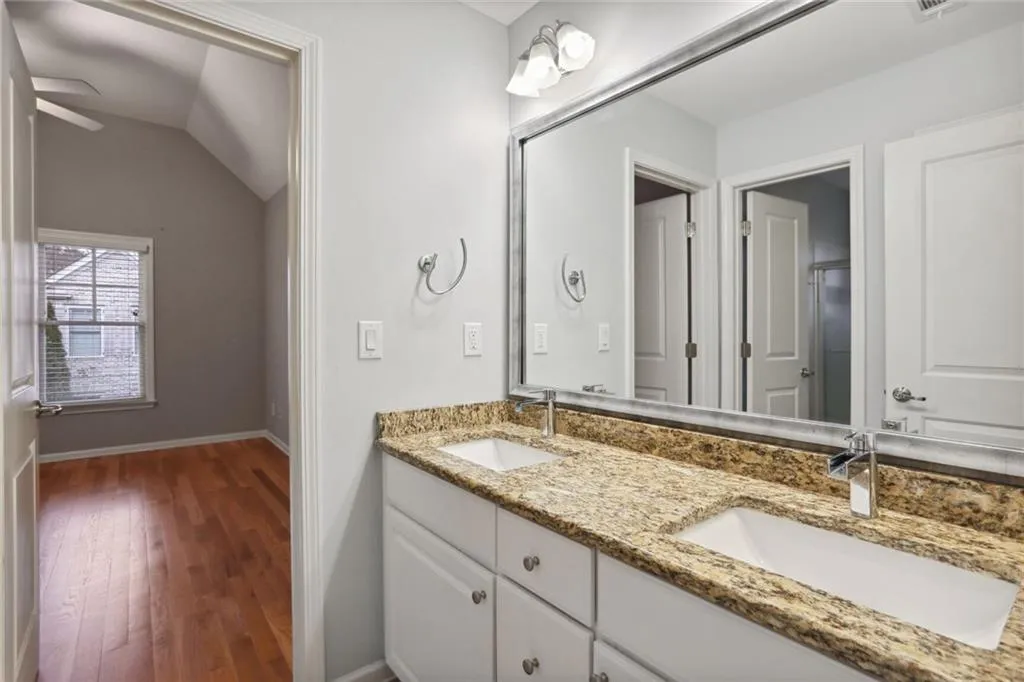 223 Mount Vernon Cove, Sandy Springs, Georgia 30328, 5 Bedrooms Bedrooms, ,4 BathroomsBathrooms,Residential,Sold,223 Mount Vernon Cove,7181285
