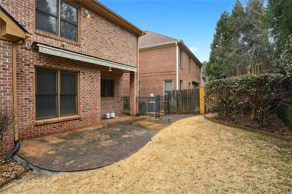 223 Mount Vernon Cove, Sandy Springs, Georgia 30328, 5 Bedrooms Bedrooms, ,4 BathroomsBathrooms,Residential,Sold,223 Mount Vernon Cove,7181285