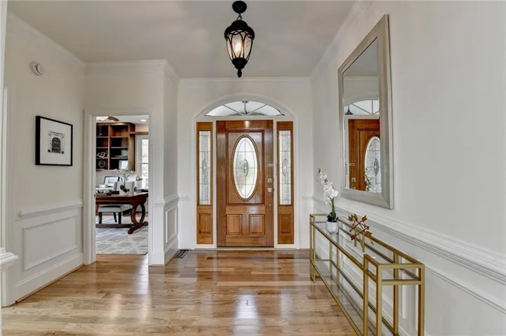 6336 Old Shadburn Ferry Road, Buford, Georgia 30518