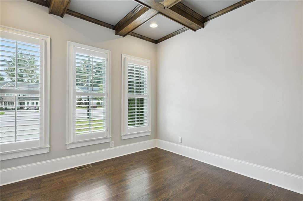 229 Belle Lane, Sandy Springs, Georgia 30328, 5 Bedrooms Bedrooms, ,5 BathroomsBathrooms,Residential,Sold,229 Belle Lane,7290992