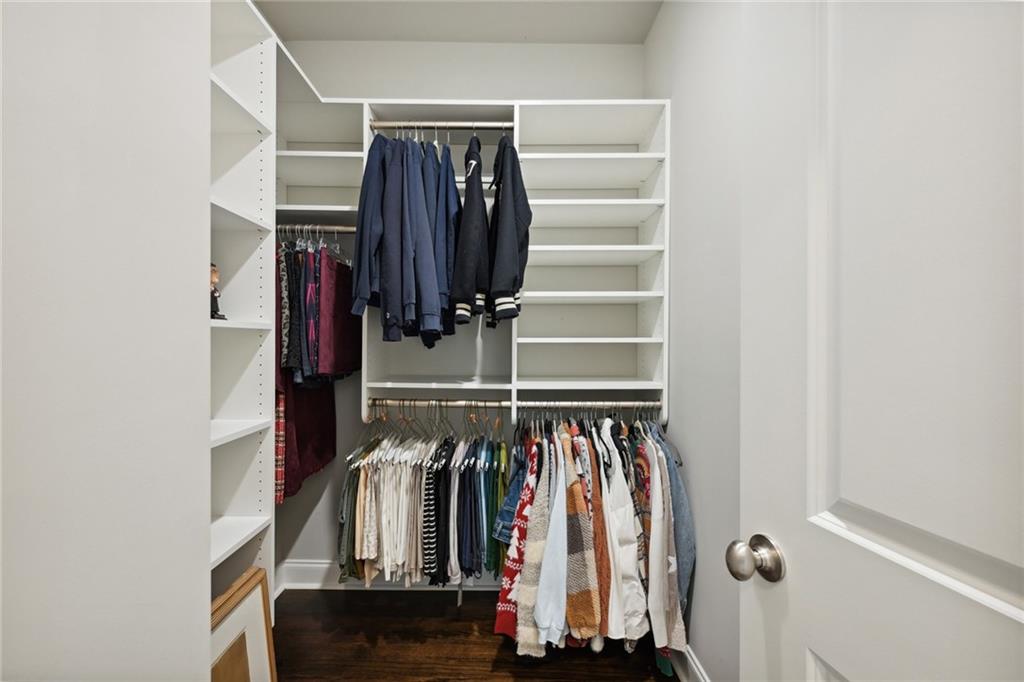 229 Belle Lane, Sandy Springs, Georgia 30328, 5 Bedrooms Bedrooms, ,5 BathroomsBathrooms,Residential,Sold,229 Belle Lane,7290992