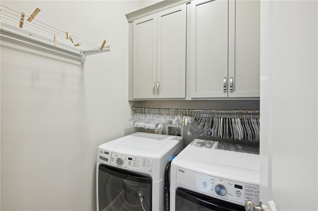 229 Belle Lane, Sandy Springs, Georgia 30328, 5 Bedrooms Bedrooms, ,5 BathroomsBathrooms,Residential,Sold,229 Belle Lane,7290992