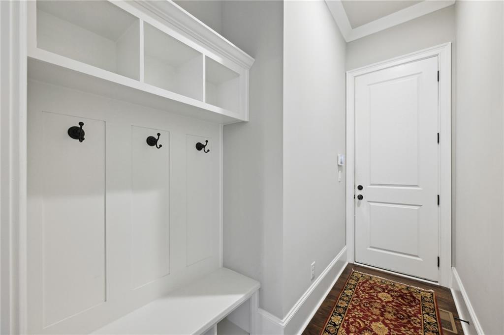 229 Belle Lane, Sandy Springs, Georgia 30328, 5 Bedrooms Bedrooms, ,5 BathroomsBathrooms,Residential,Sold,229 Belle Lane,7290992