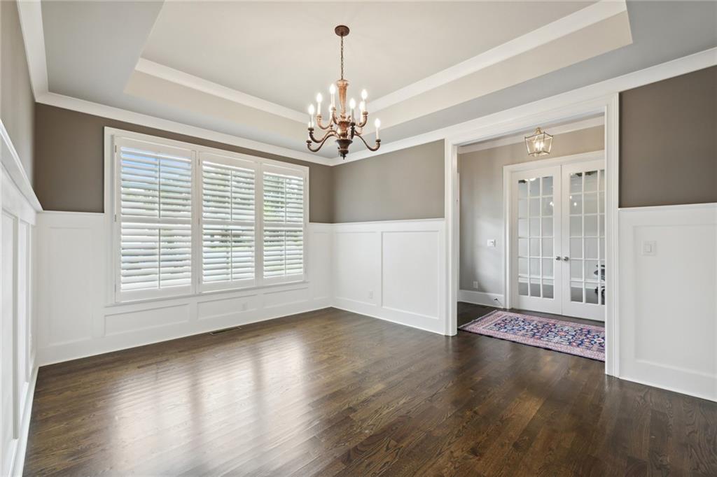 229 Belle Lane, Sandy Springs, Georgia 30328, 5 Bedrooms Bedrooms, ,5 BathroomsBathrooms,Residential,Sold,229 Belle Lane,7290992