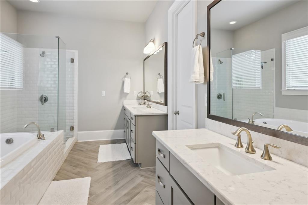 229 Belle Lane, Sandy Springs, Georgia 30328, 5 Bedrooms Bedrooms, ,5 BathroomsBathrooms,Residential,Sold,229 Belle Lane,7290992