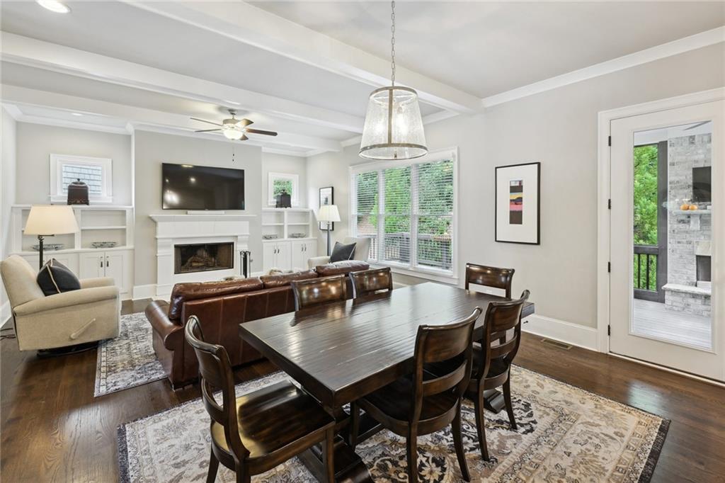 229 Belle Lane, Sandy Springs, Georgia 30328, 5 Bedrooms Bedrooms, ,5 BathroomsBathrooms,Residential,Sold,229 Belle Lane,7290992