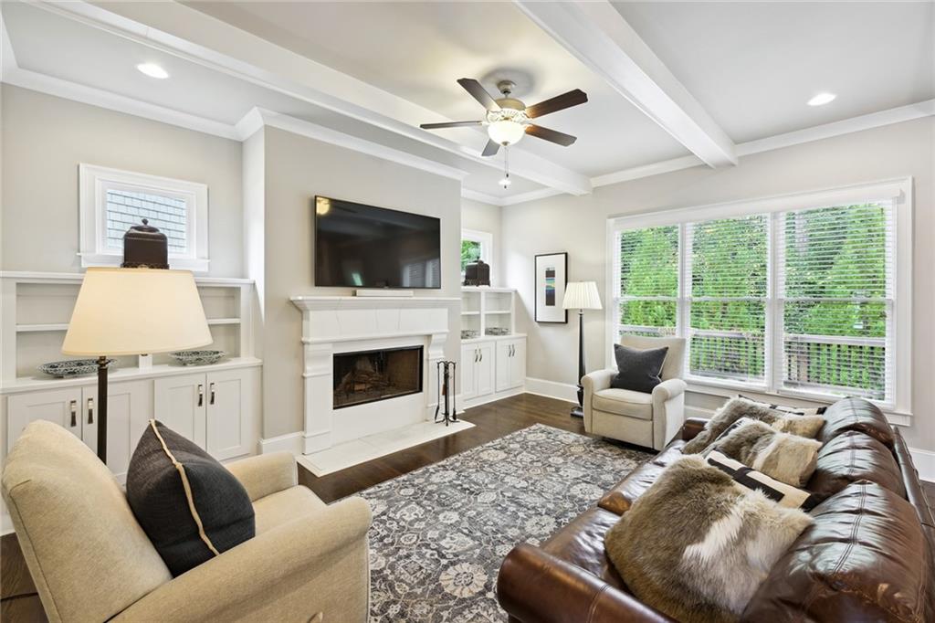 229 Belle Lane, Sandy Springs, Georgia 30328, 5 Bedrooms Bedrooms, ,5 BathroomsBathrooms,Residential,Sold,229 Belle Lane,7290992