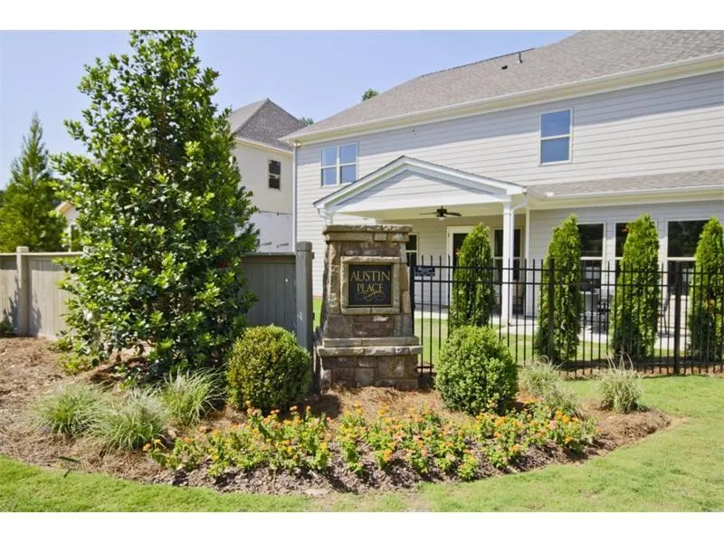 110 Austin Drive, Sandy Springs, Georgia 30328, 4 Bedrooms Bedrooms, ,3 BathroomsBathrooms,Residential,Sold,110 Austin Drive,5633429