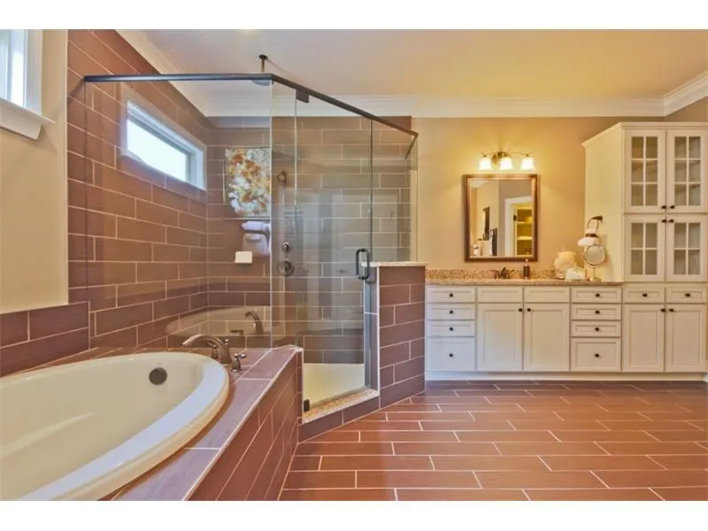 110 Austin Drive, Sandy Springs, Georgia 30328, 4 Bedrooms Bedrooms, ,3 BathroomsBathrooms,Residential,Sold,110 Austin Drive,5633429